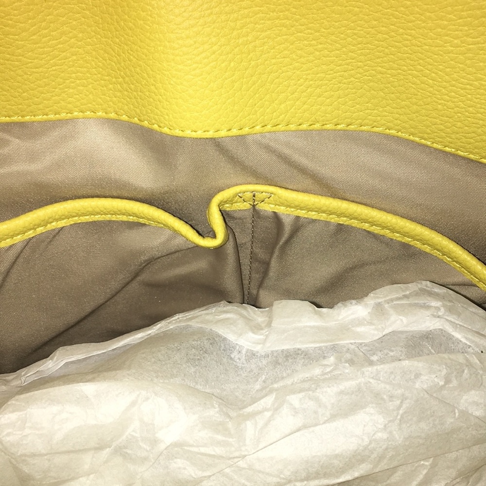 Tote Shopper 😍 - Picture 2 of 3